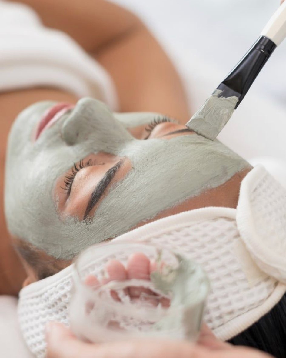 Facial treatment at Pink Love